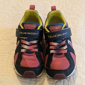 Tsukihoshi Sneakers
